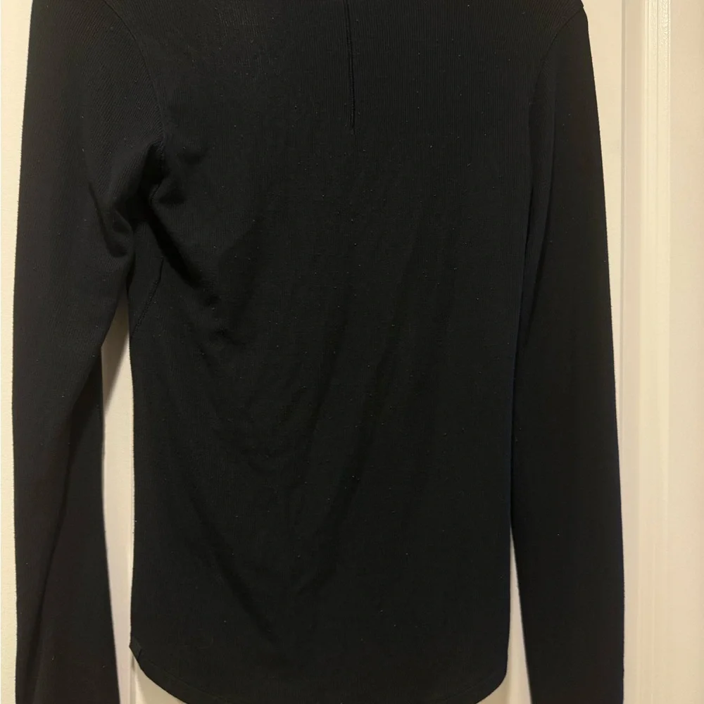 Lululemon Athletica Black Long Sleeve Top